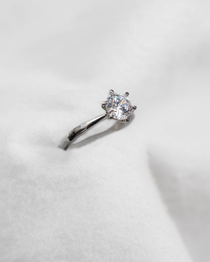 Round Platinum Lab Grown Diamond Solitaire - Lester & Brown