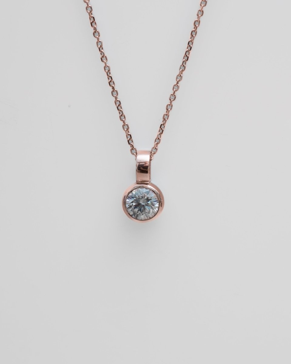 Round Rub - Over 1ct Lab - Grown Diamond Pendant | 18K Rose Gold - Lester & Brown