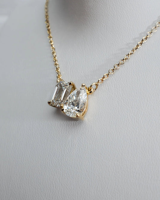 Toi Et Moi | Emerald & Pear Lab - Grown Diamond Pendant - 18k Yellow Gold - Lester & Brown